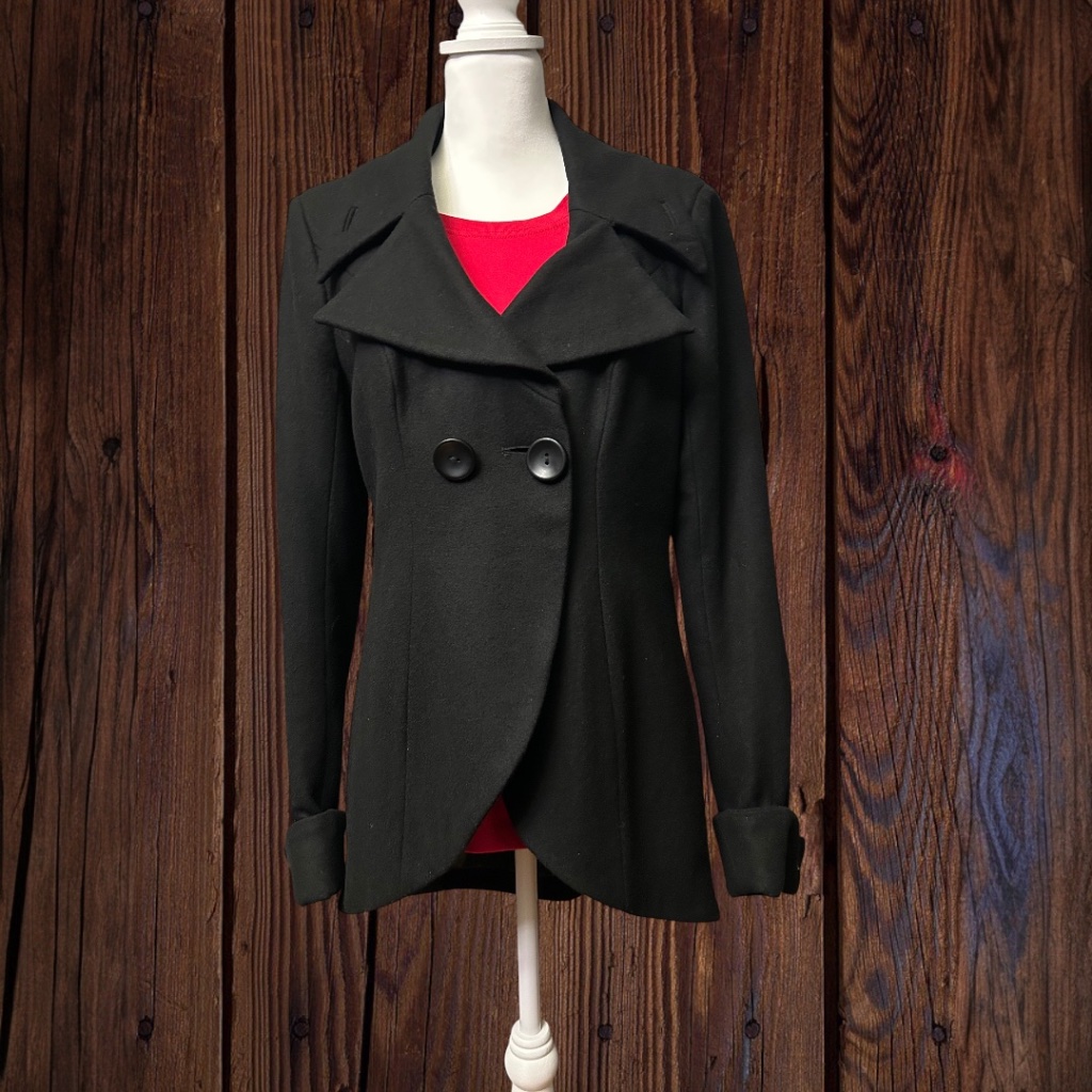 Bebe Women’s Chic Winter Fashion Jacket, Size L